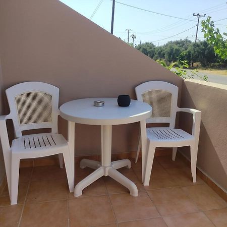 #4 Giorgos & Chara Apartments Nea Kydonia  Екстер'єр фото